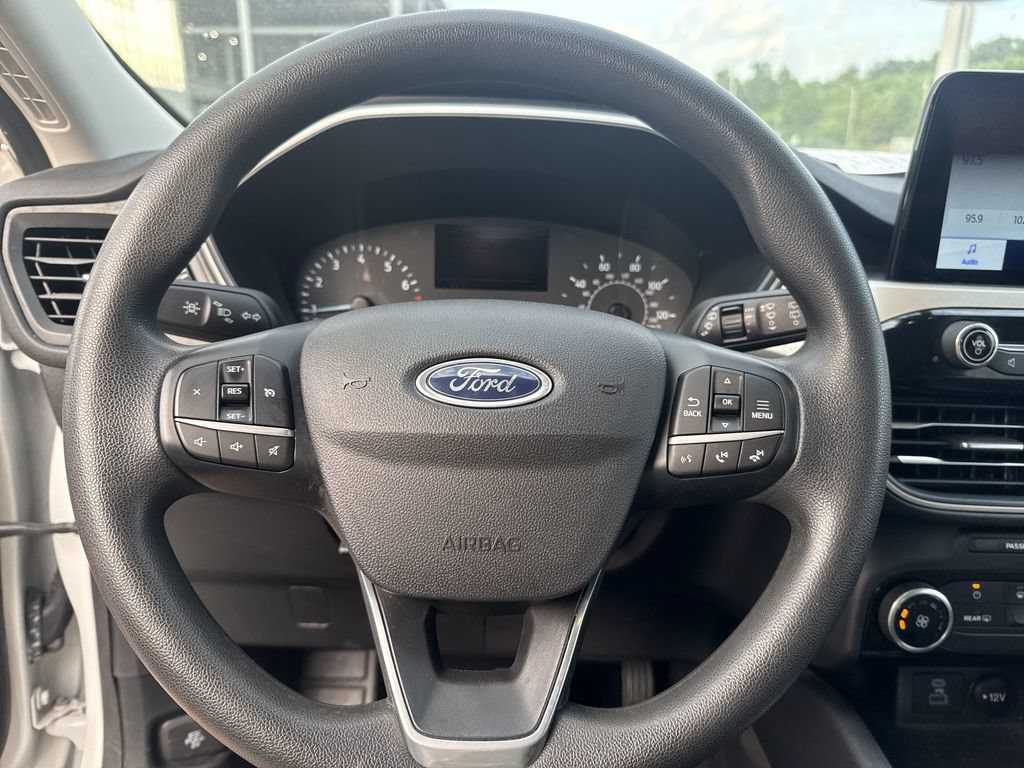 Used 2022 Ford Escape SE w/ SE Sport Appearance Package AWD/4WD image 14