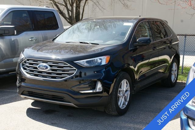 Used 2022 Ford Edge SEL w/ Convenience Package image 3