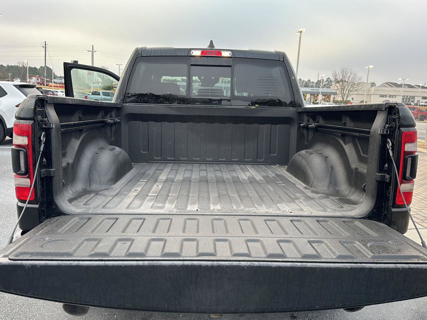 Used 2022 RAM 1500 Laramie image 30