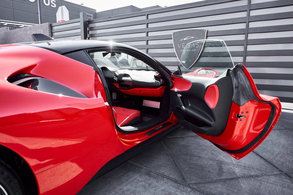 Used 2023 Ferrari SF90 Stradale image 30