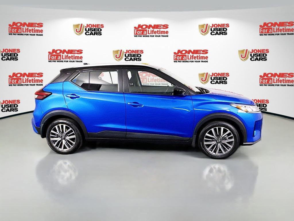 Certified 2023 Nissan Kicks SV image 16