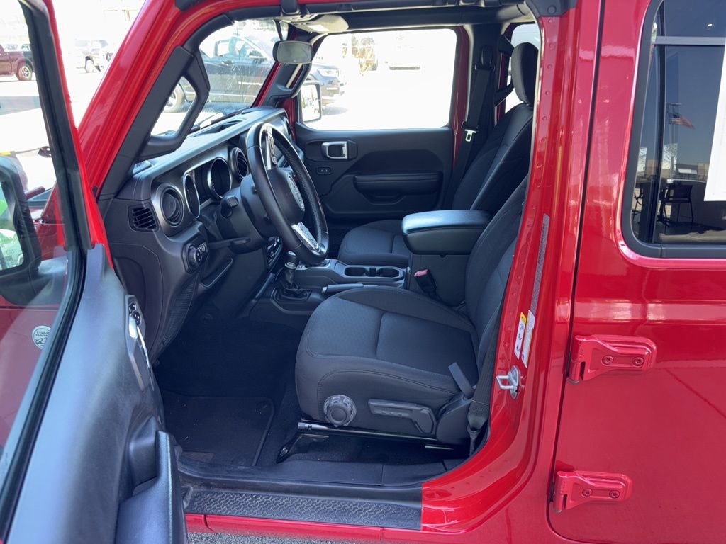 Used 2020 Jeep Gladiator Sport w/ Quick Order Package 24S AWD/4WD image 9