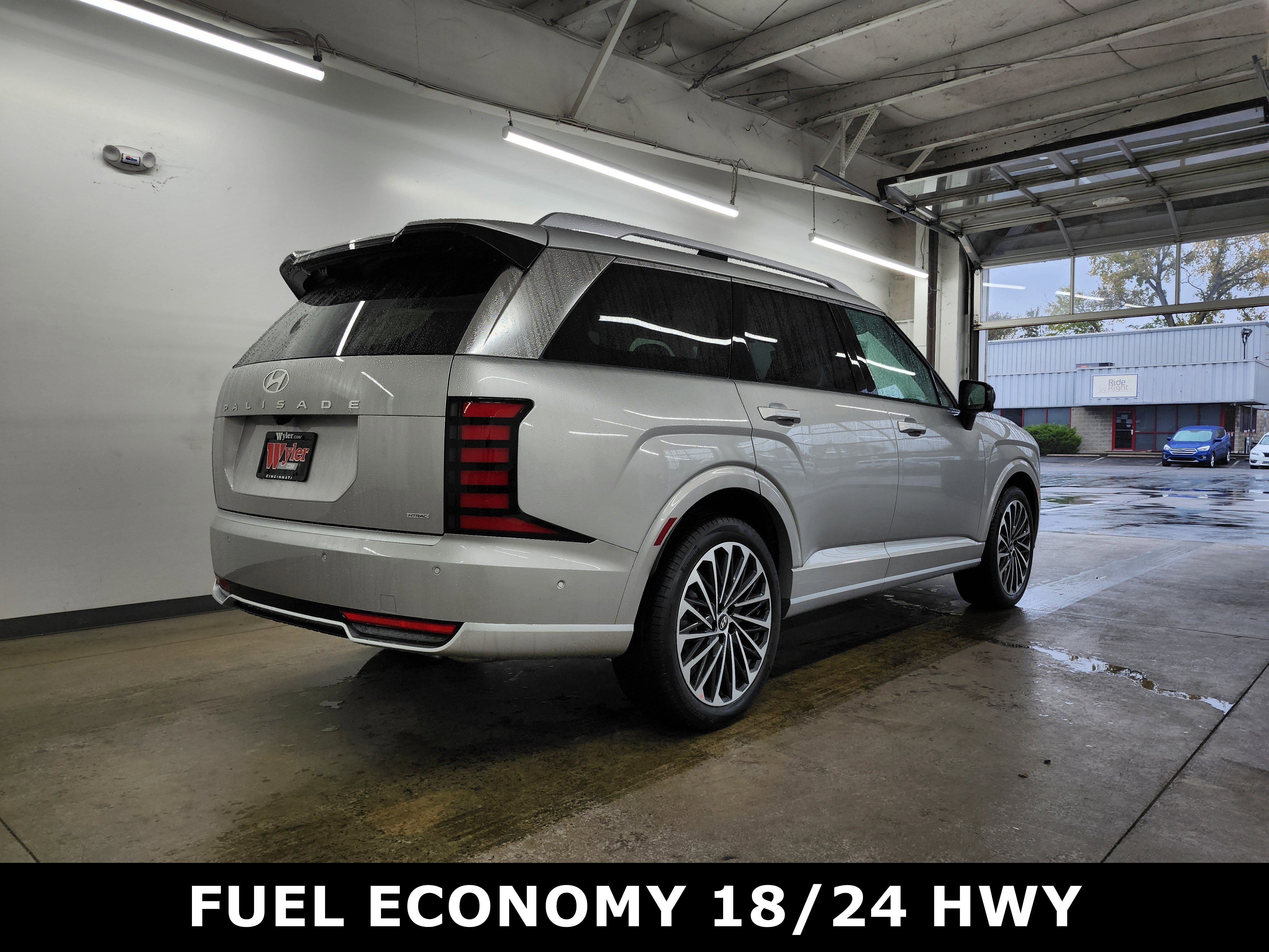 New 2026 Hyundai Palisade Calligraphy image 3