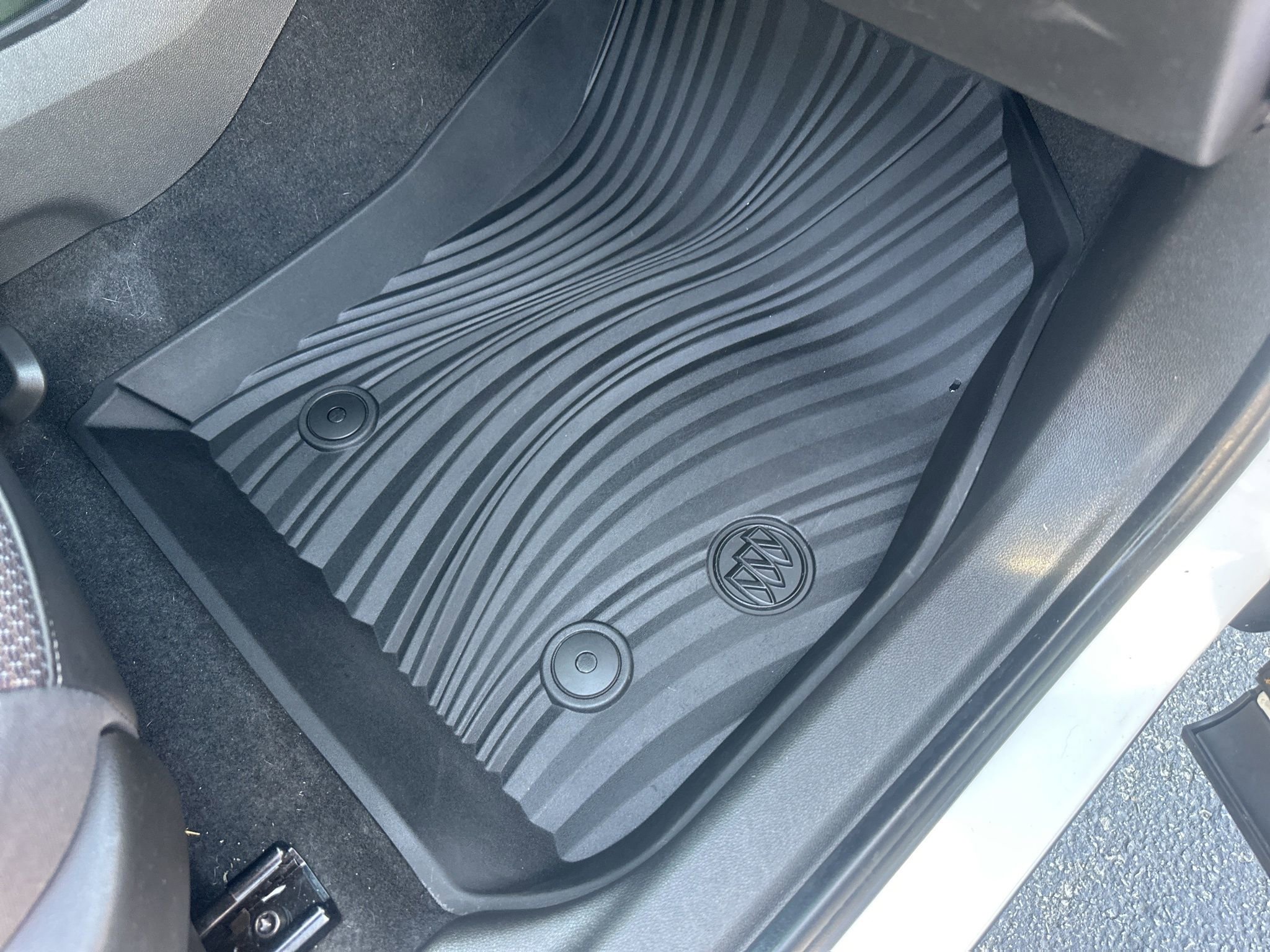 Used 2022 Buick Envision Preferred FWD image 17