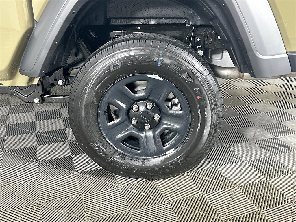 New 2026 Jeep Gladiator Sport image 17