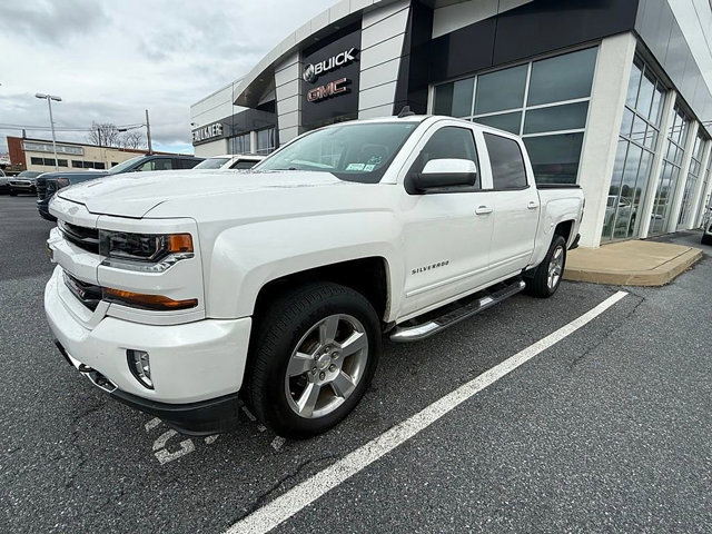 Used 2018 Chevrolet Silverado 1500 LT w/ All Star Edition image 8