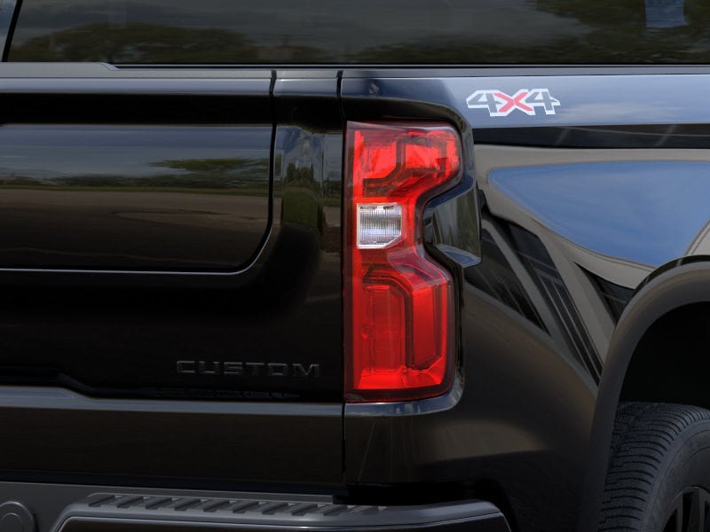 New 2026 Chevrolet Silverado 1500 Custom w/ LPO, Dark Essentials Package AWD/4WD image 11