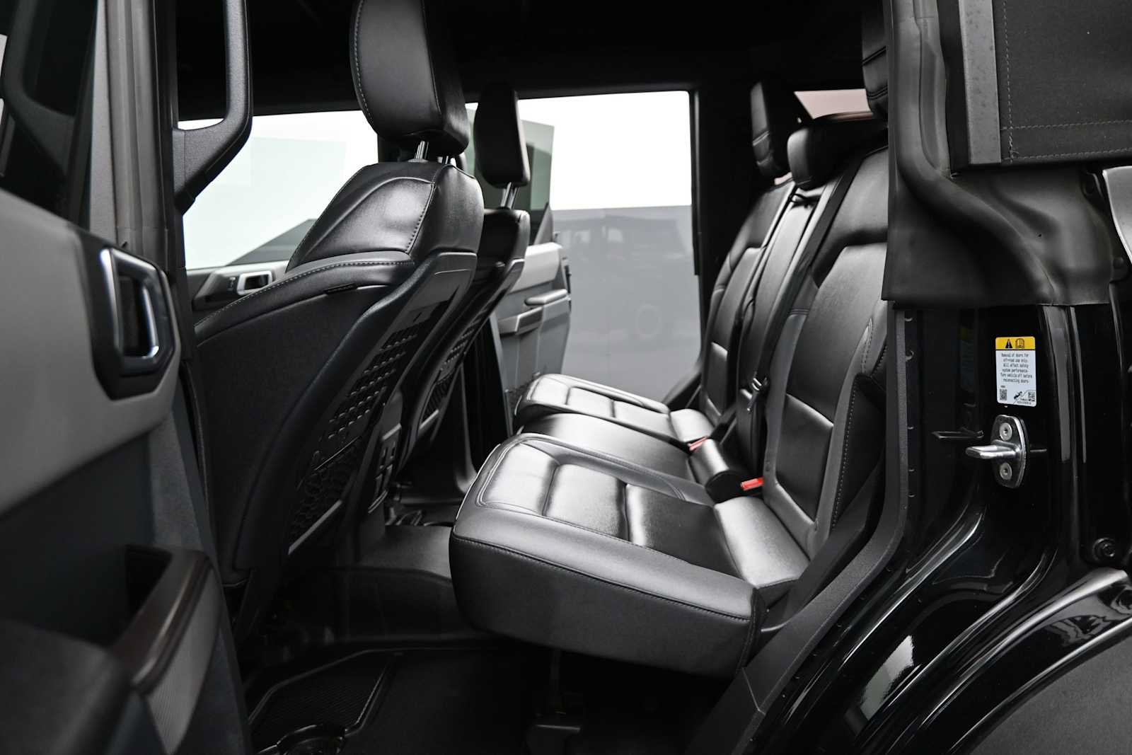 Used 2024 Ford Bronco Black Diamond w/ Sasquatch Package AWD/4WD image 14