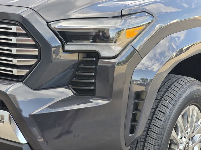Used 2024 Toyota Tacoma Limited w/ Limited Package (LT) AWD/4WD image 7