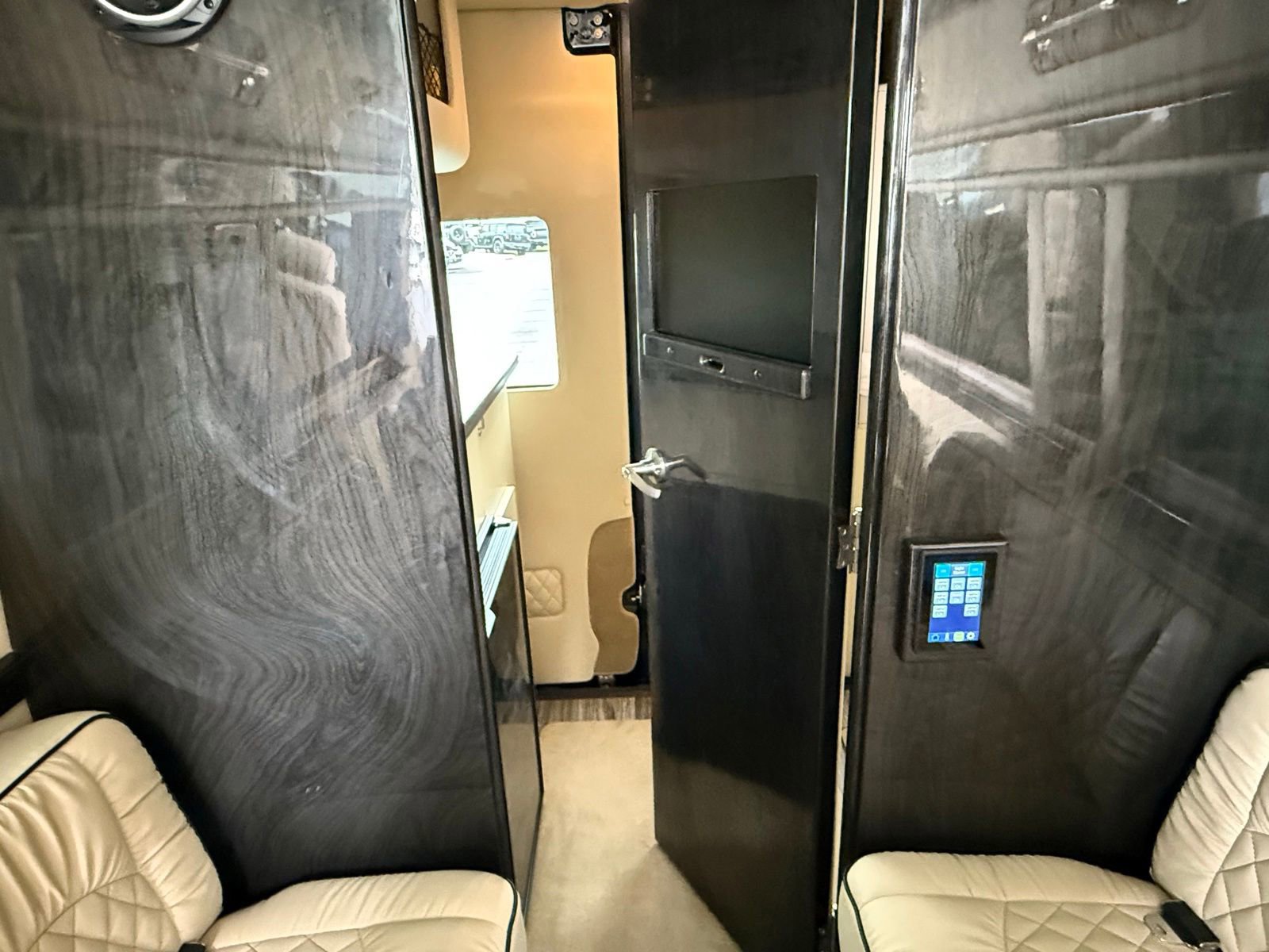 Used 2020 Mercedes-Benz Sprinter 3500 image 52
