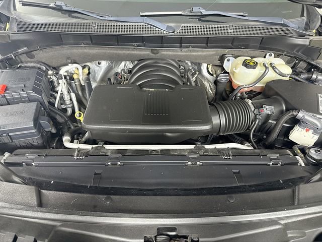 Used 2021 Chevrolet Suburban Premier w/ Premium Package image 33