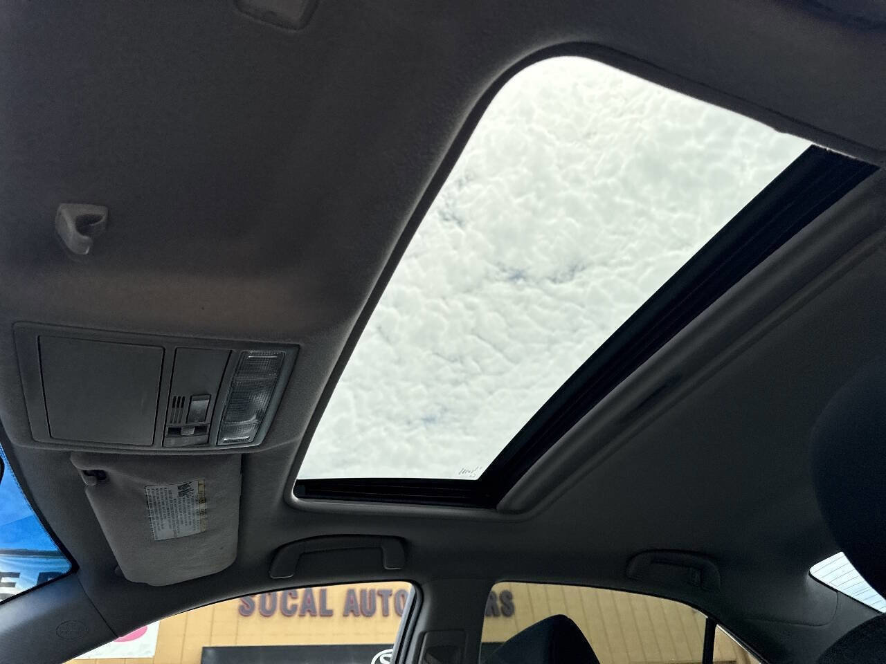 Used 2007 Toyota Camry SE FWD image 16