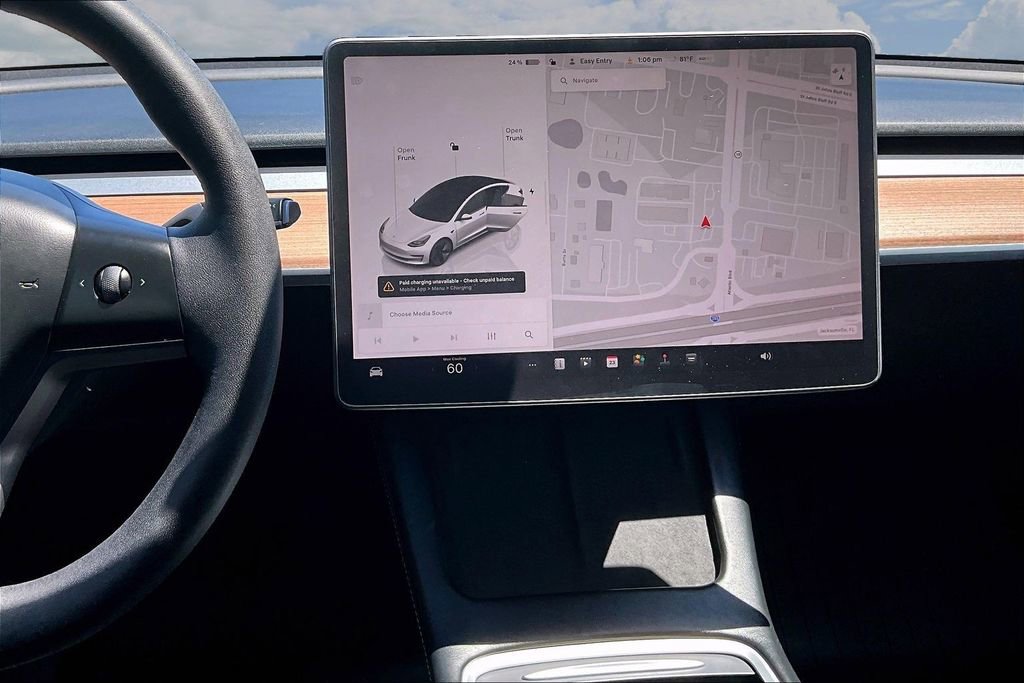 Used 2023 Tesla Model 3 Standard Range RWD image 9