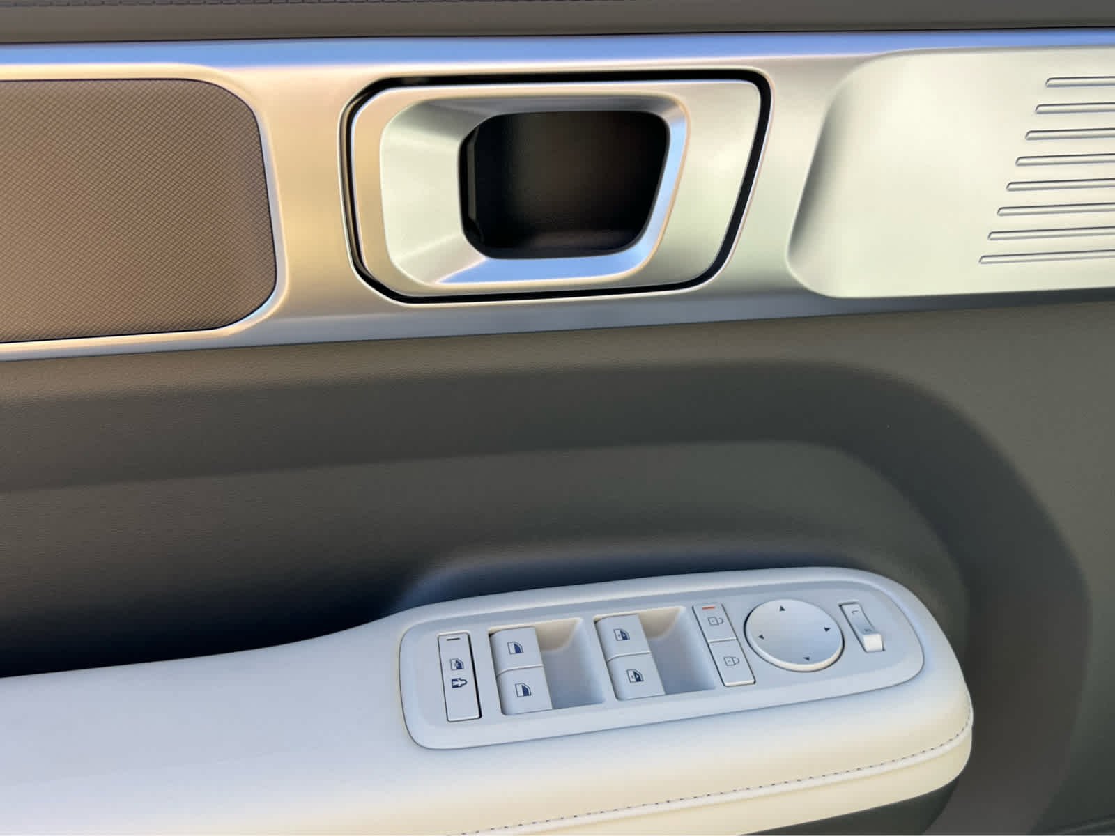 New 2026 Hyundai Santa Fe SEL image 29