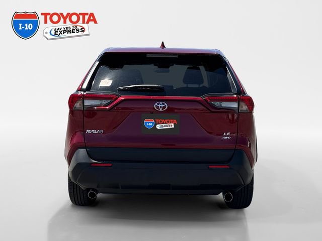 Certified 2024 Toyota RAV4 LE AWD/4WD image 4