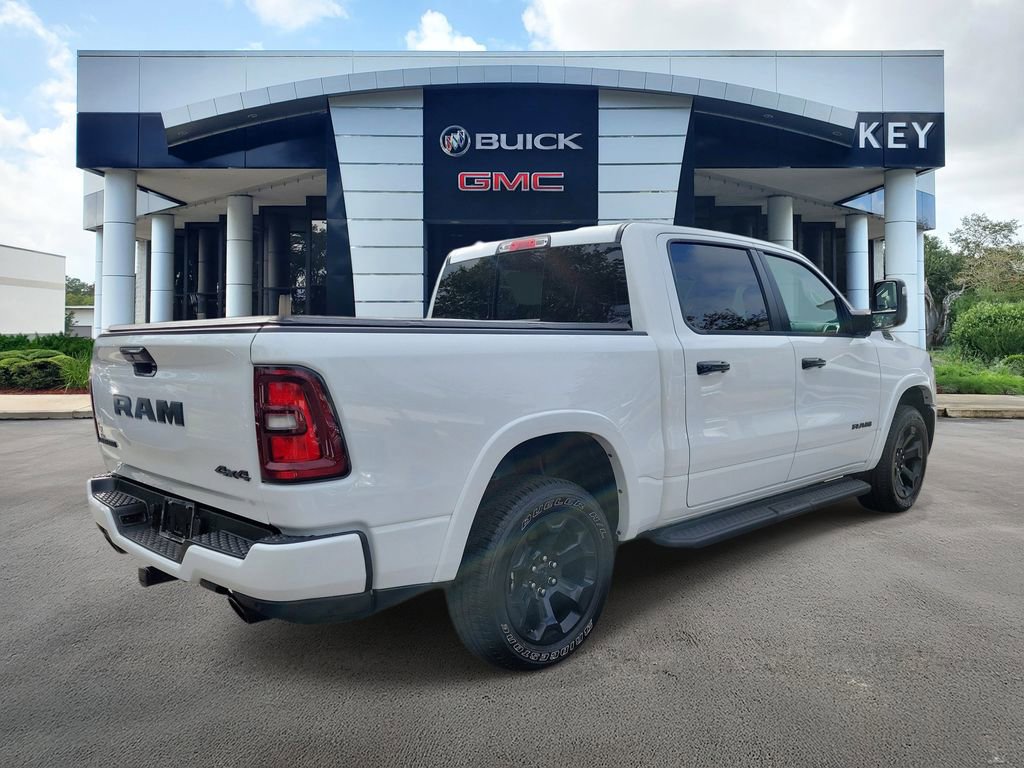 Used 2025 RAM 1500 Big Horn AWD/4WD image 4