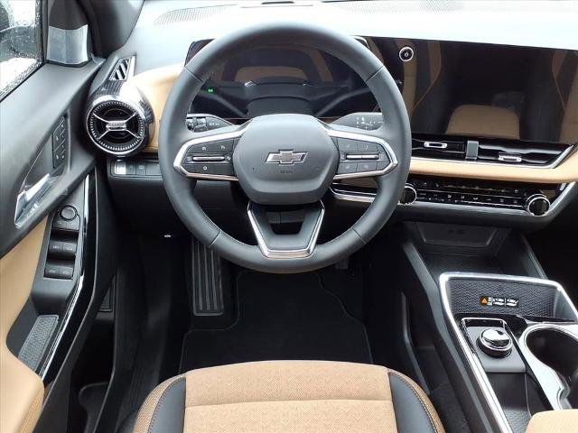 New 2026 Chevrolet Equinox ACTIV w/ Convenience Package III image 14