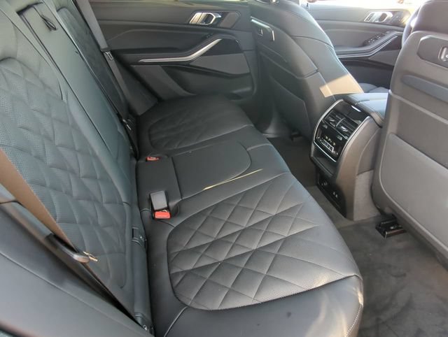Used 2026 BMW X5 xDrive40i w/ Executive Package AWD/4WD image 13