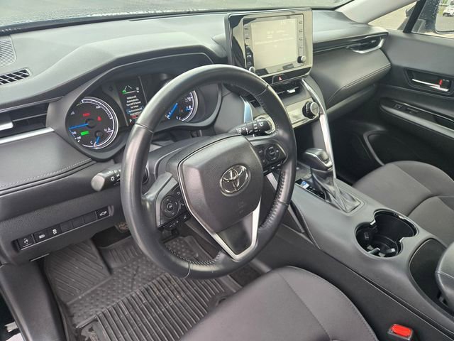 Certified 2021 Toyota Venza LE w/ Carpet Mat Package (TMS) image 12