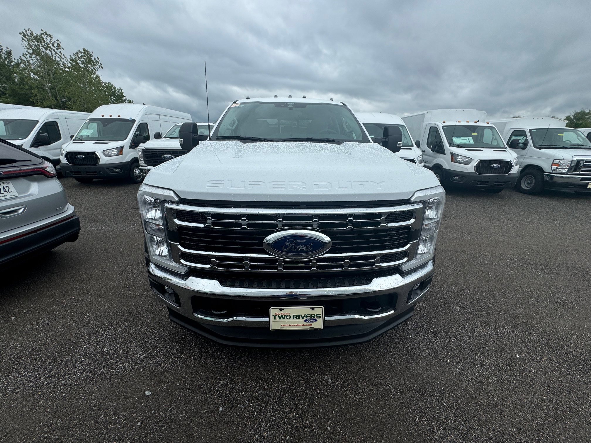 New 2025 Ford F550 4x4 Crew Cab Super Duty w/ XL Chrome Package image 5