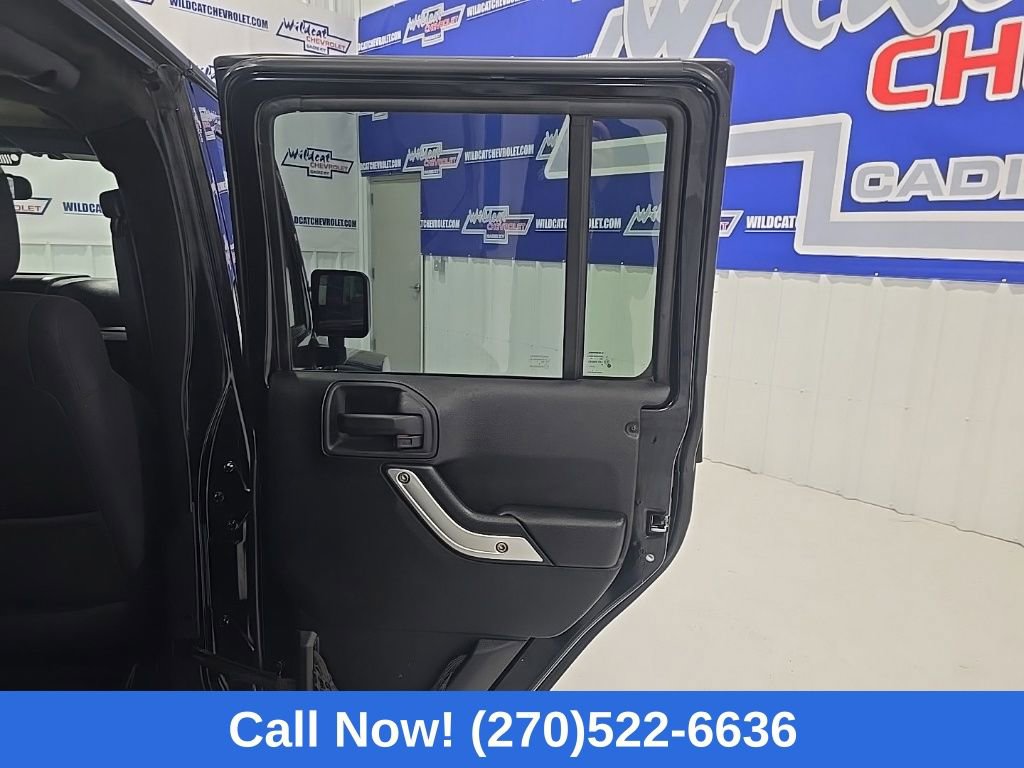 Used 2012 Jeep Wrangler Unlimited Sahara w/ Dual Top Group AWD/4WD image 23