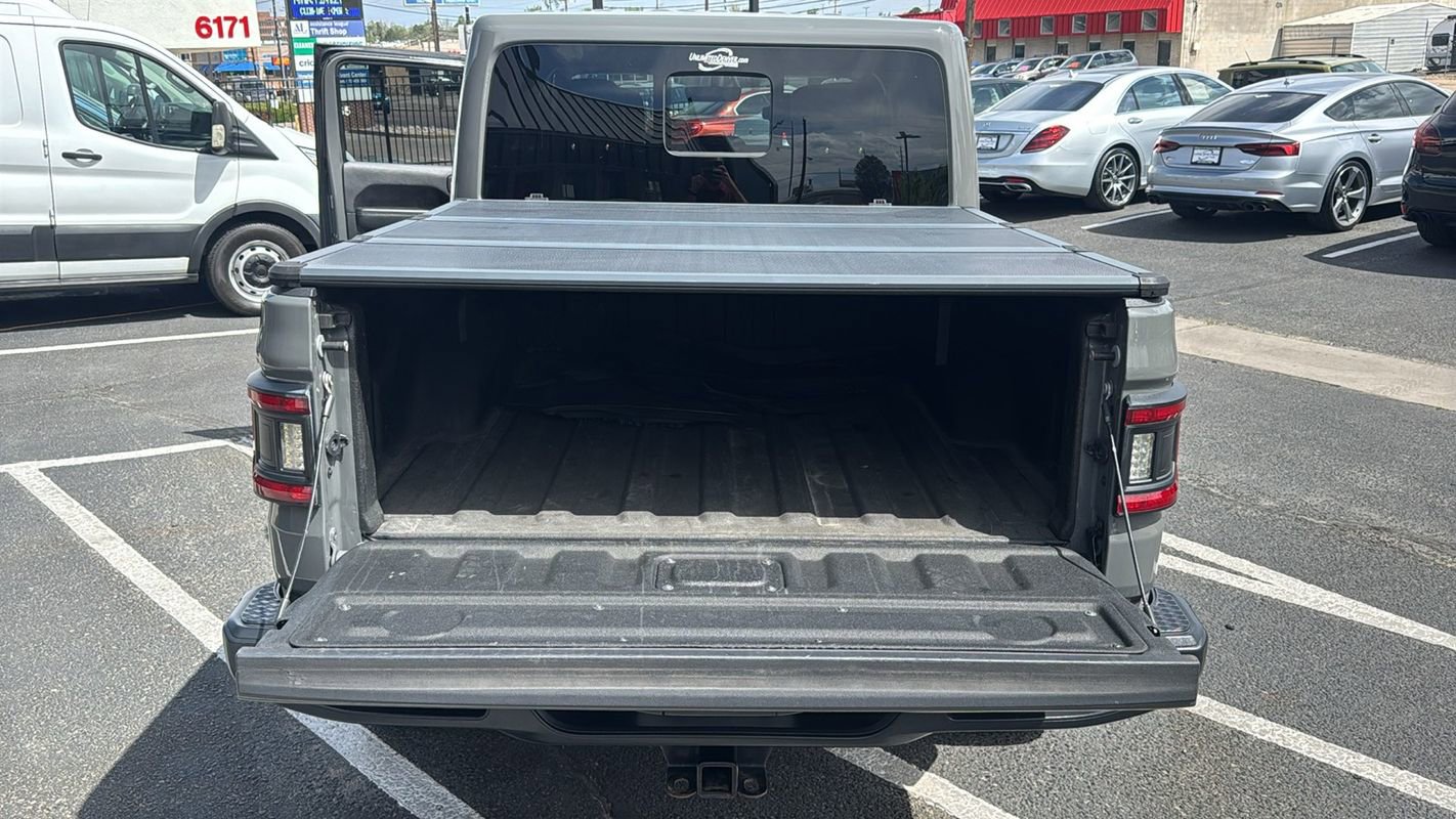 Used 2020 Jeep Gladiator Overland w/ Popular Equipment Package AWD/4WD image 16