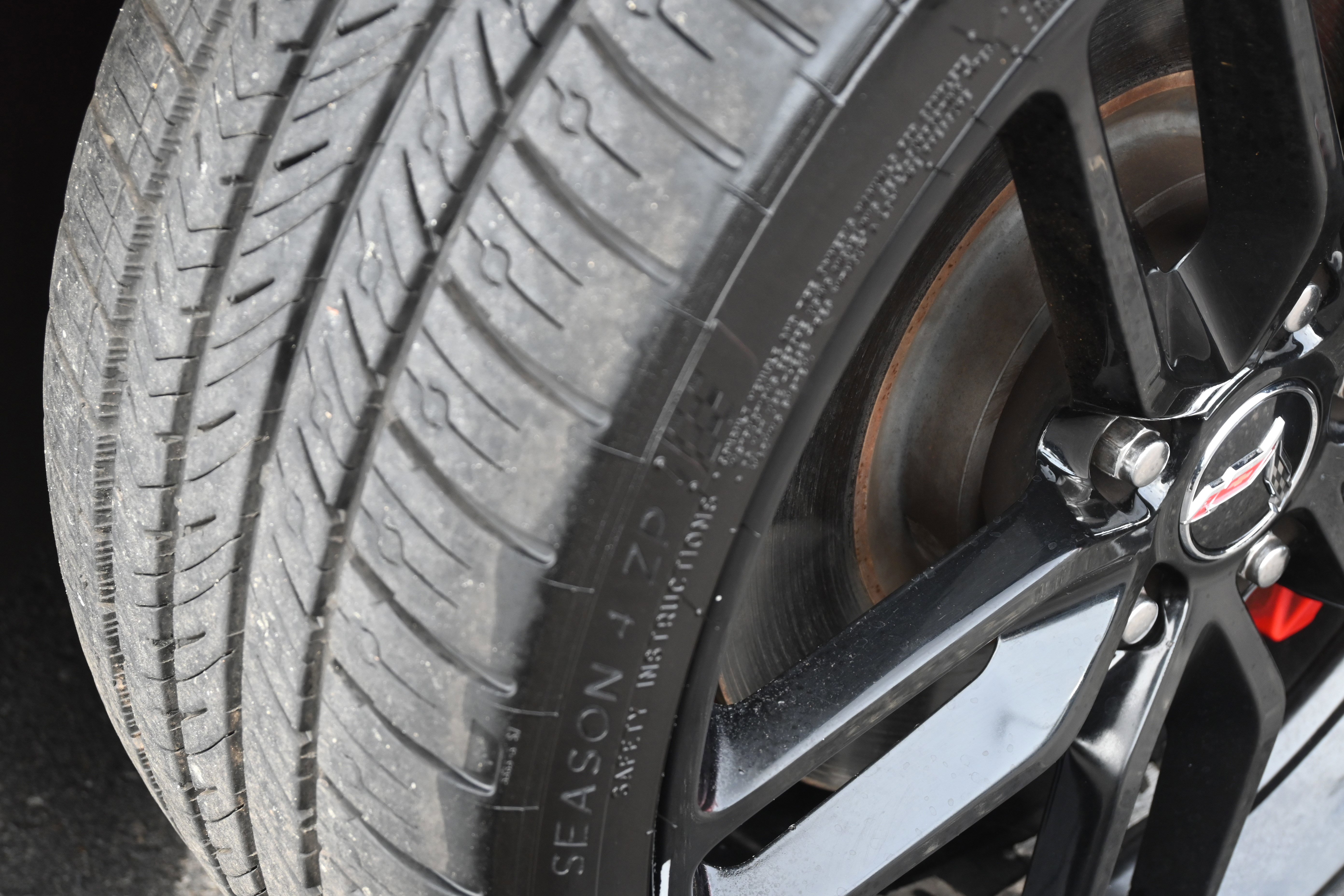 Used 2014 Chevrolet Corvette Stingray Coupe w/ Battery Protection Package image 14