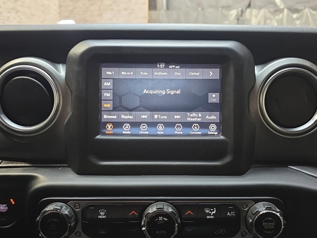 Used 2019 Jeep Wrangler Unlimited Sahara image 21