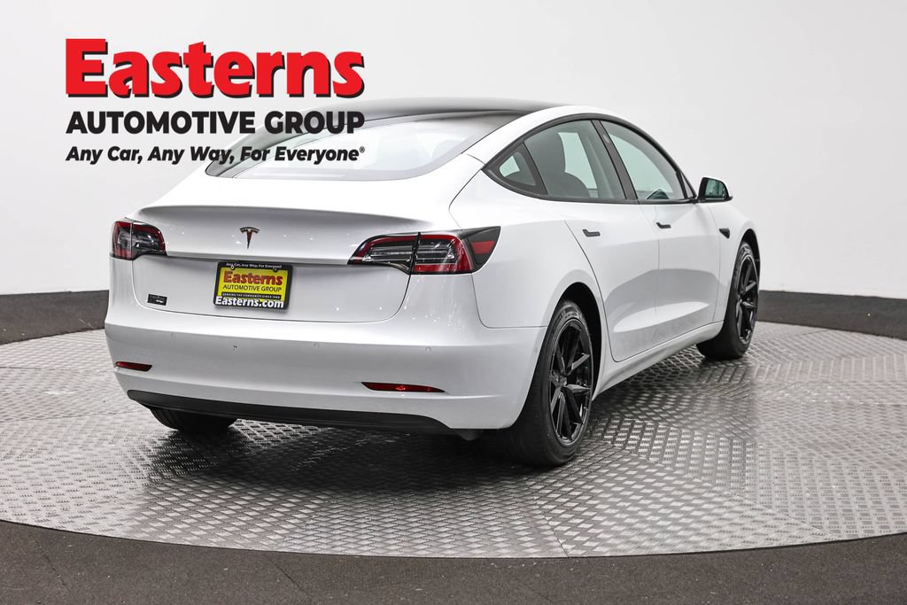 Used 2022 Tesla Model 3 RWD image 5