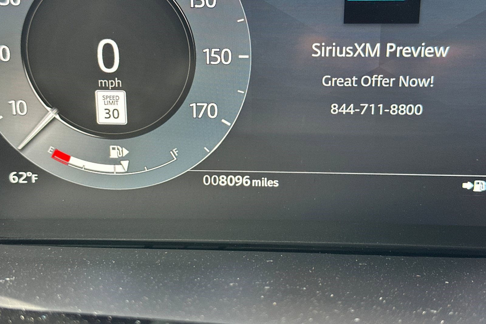 Used 2024 Land Rover Range Rover Evoque Dynamic SE image 35