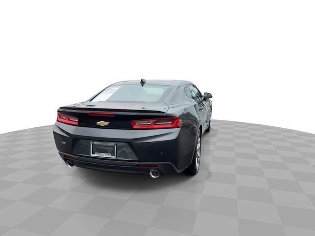 Used 2017 Chevrolet Camaro LT RWD image 7