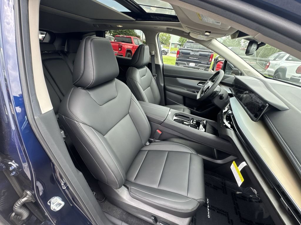 New 2025 Nissan Murano SL w/ Cargo Package image 24