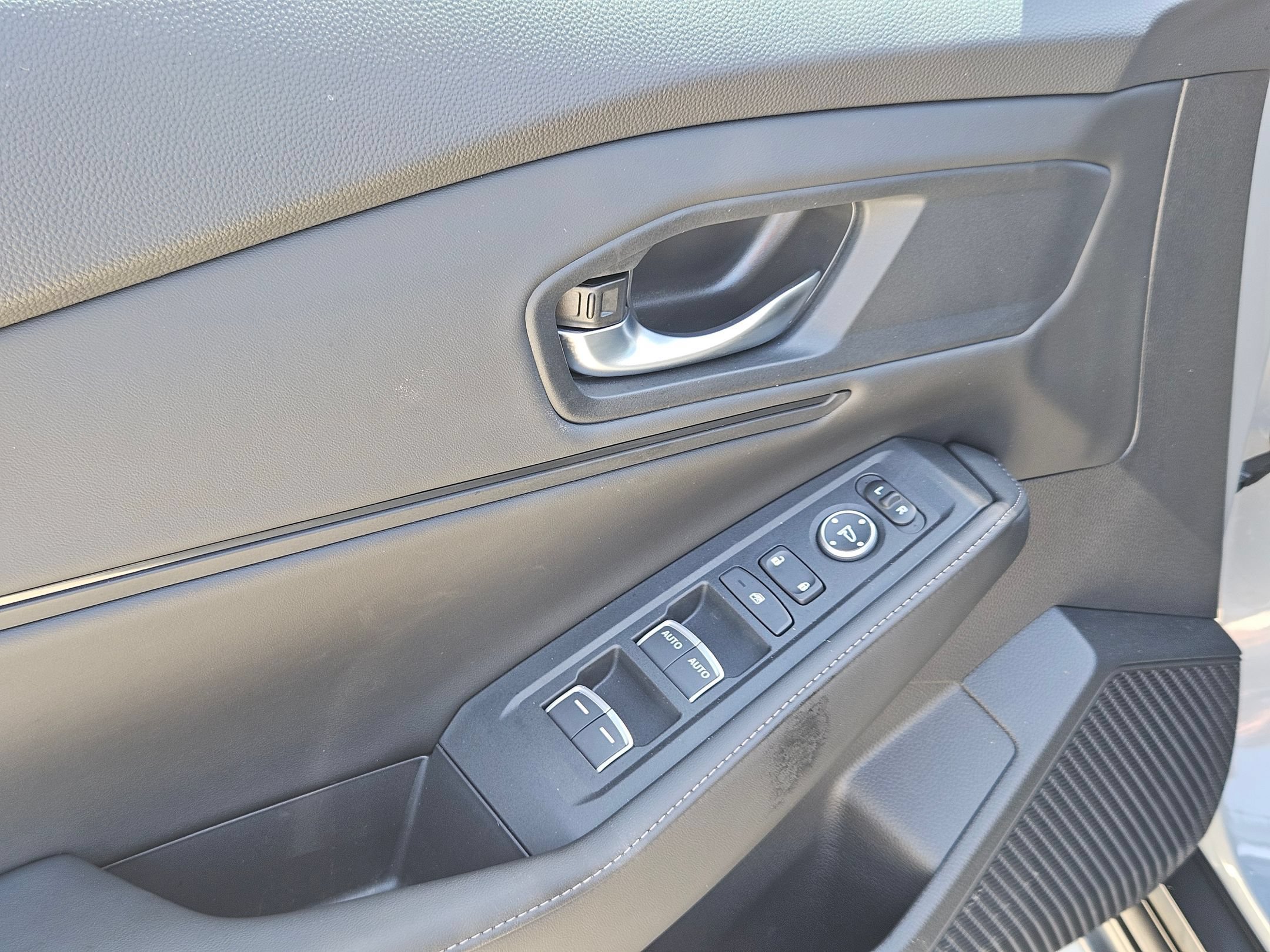 Used 2026 Honda Accord Sport image 12