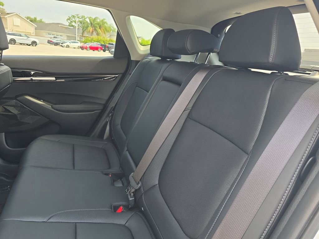 Used 2024 Kia Seltos SX image 11