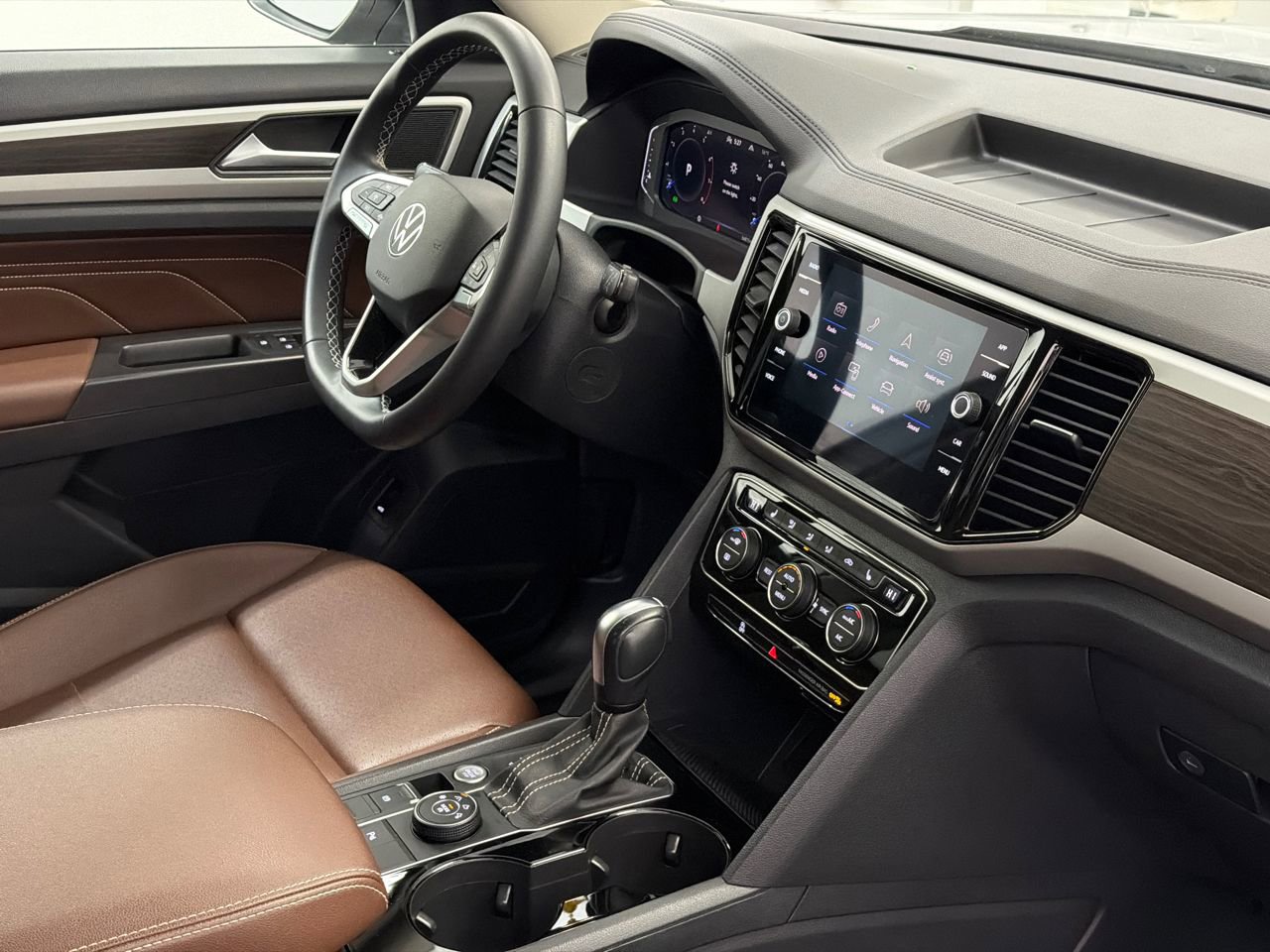 Used 2023 Volkswagen Atlas SE image 10