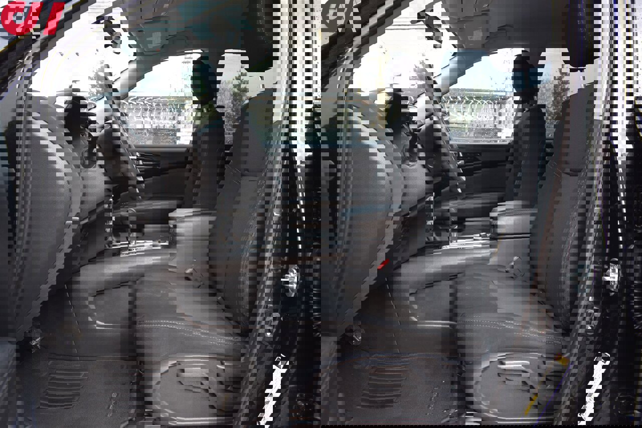 Used 2019 Nissan Pathfinder S image 10