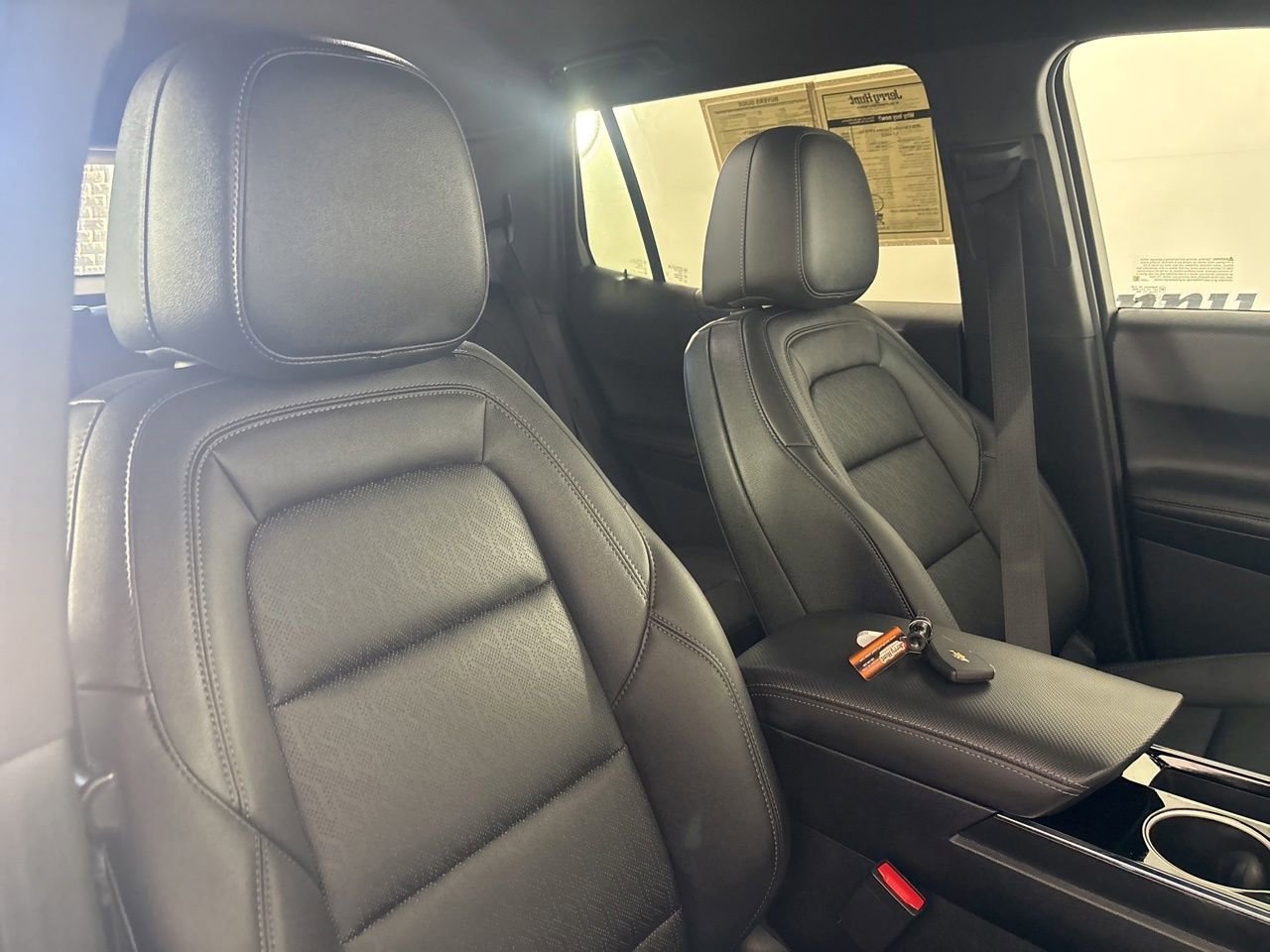 Used 2026 Chevrolet Equinox LT w/ Convenience Package II FWD image 24