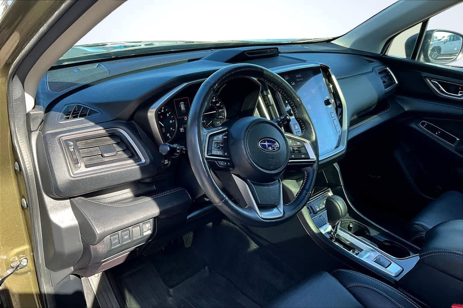 Used 2024 Subaru Ascent Limited w/ Technology Package image 2