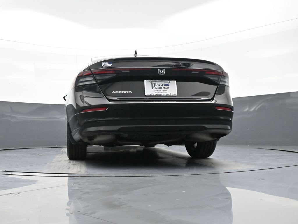 Certified 2023 Honda Accord EX image 28