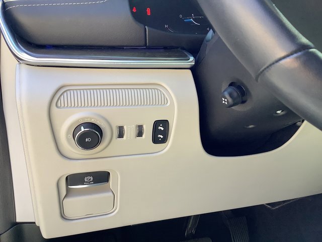 Used 2022 Jeep Grand Wagoneer Series II w/ Premium Group II image 15