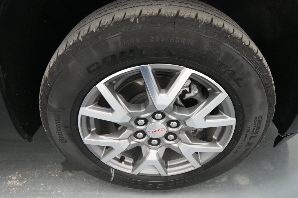 Used 2021 GMC Acadia SLT w/ Preferred Package AWD/4WD image 18