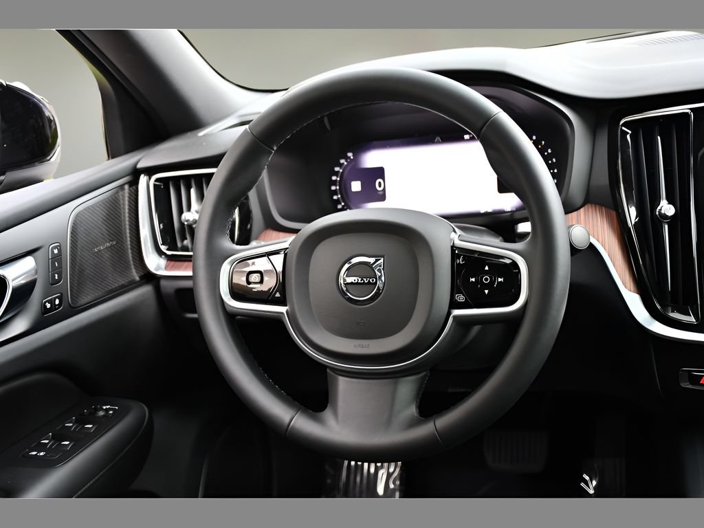 Used 2023 Volvo S60 B5 Plus w/ Climate Package AWD/4WD image 17