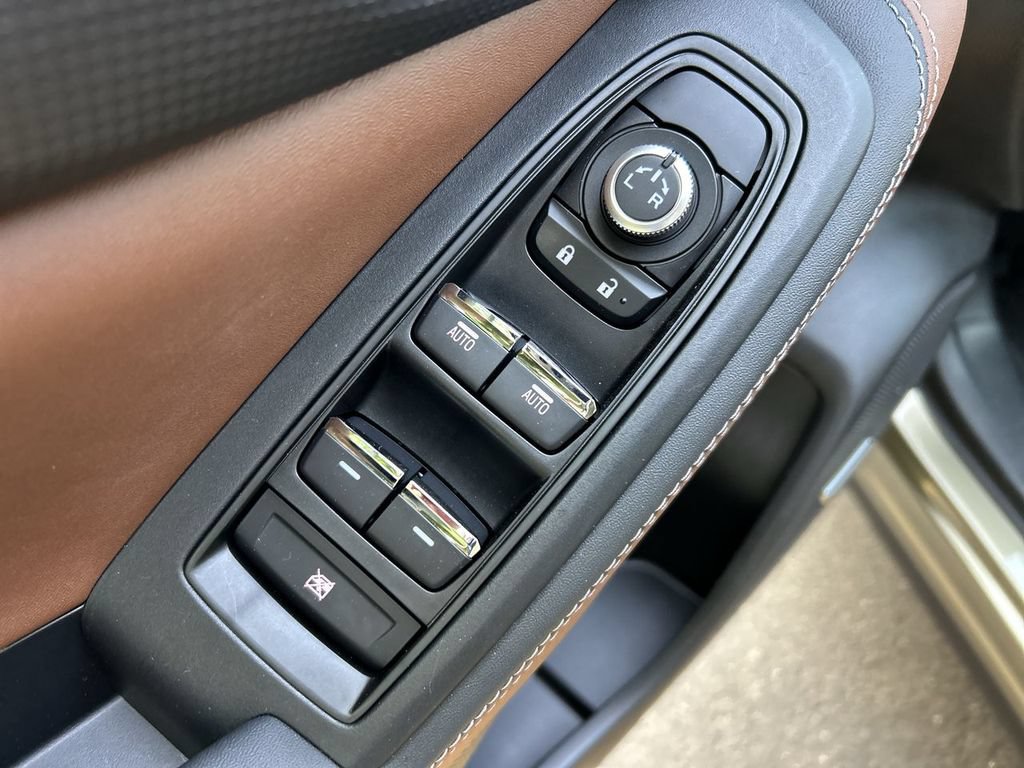 Certified 2023 Subaru Forester Touring AWD/4WD image 16
