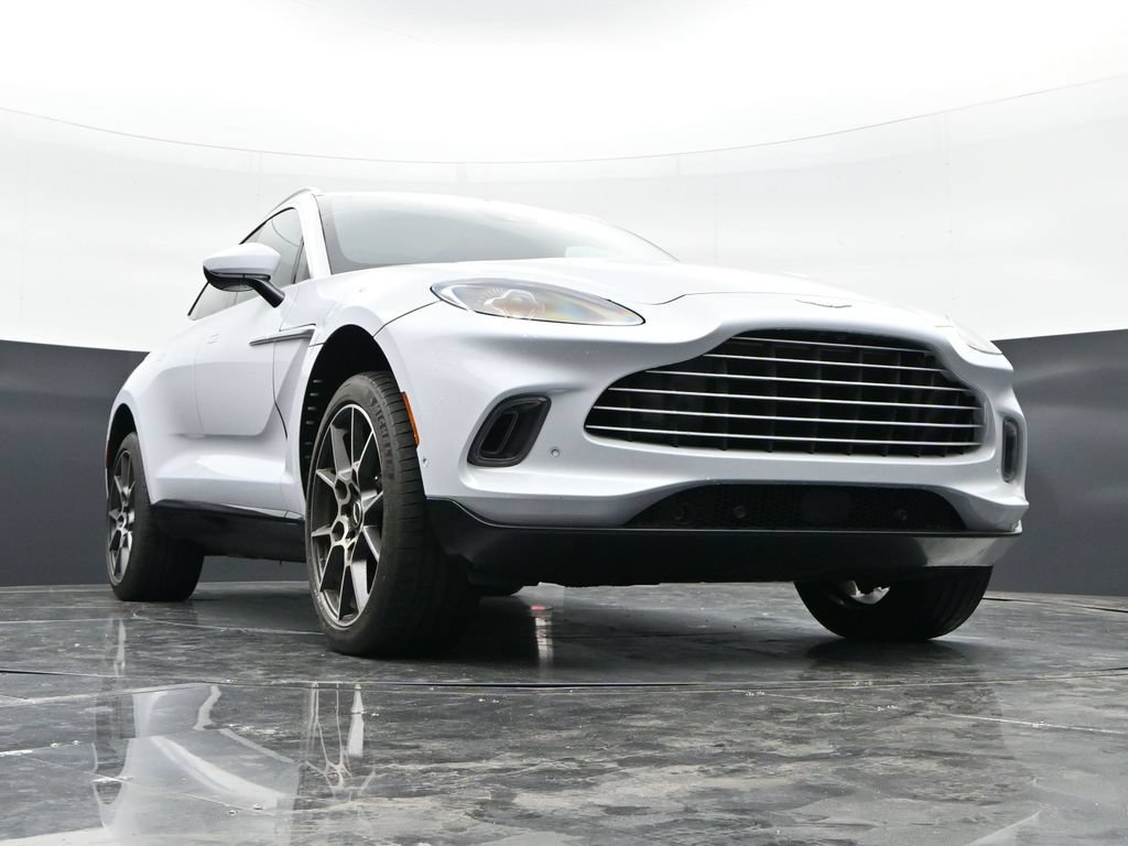 Used 2021 Aston Martin DBX AWD/4WD image 45