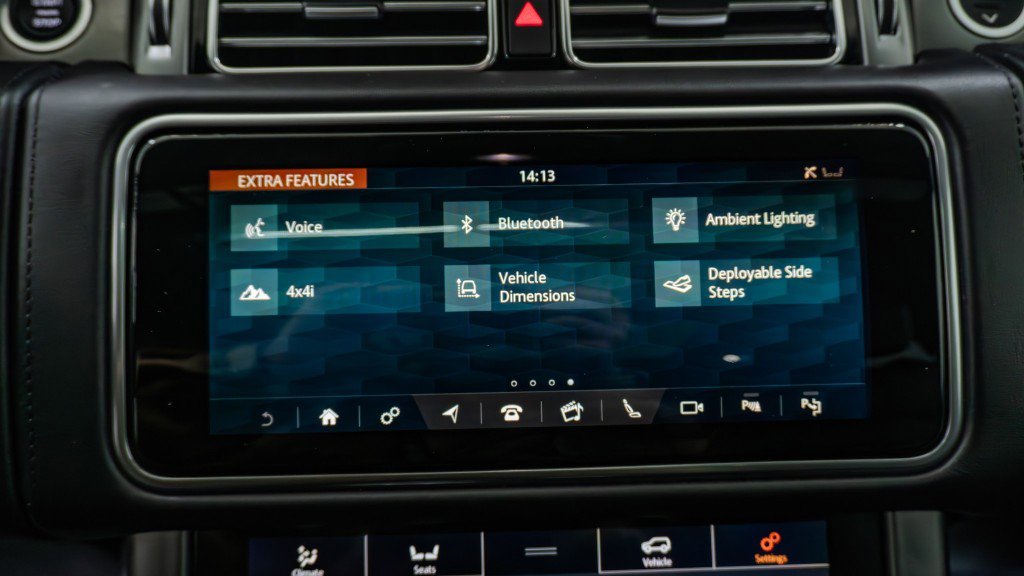 Used 2021 Land Rover Range Rover Autobiography Fifty Edition image 58