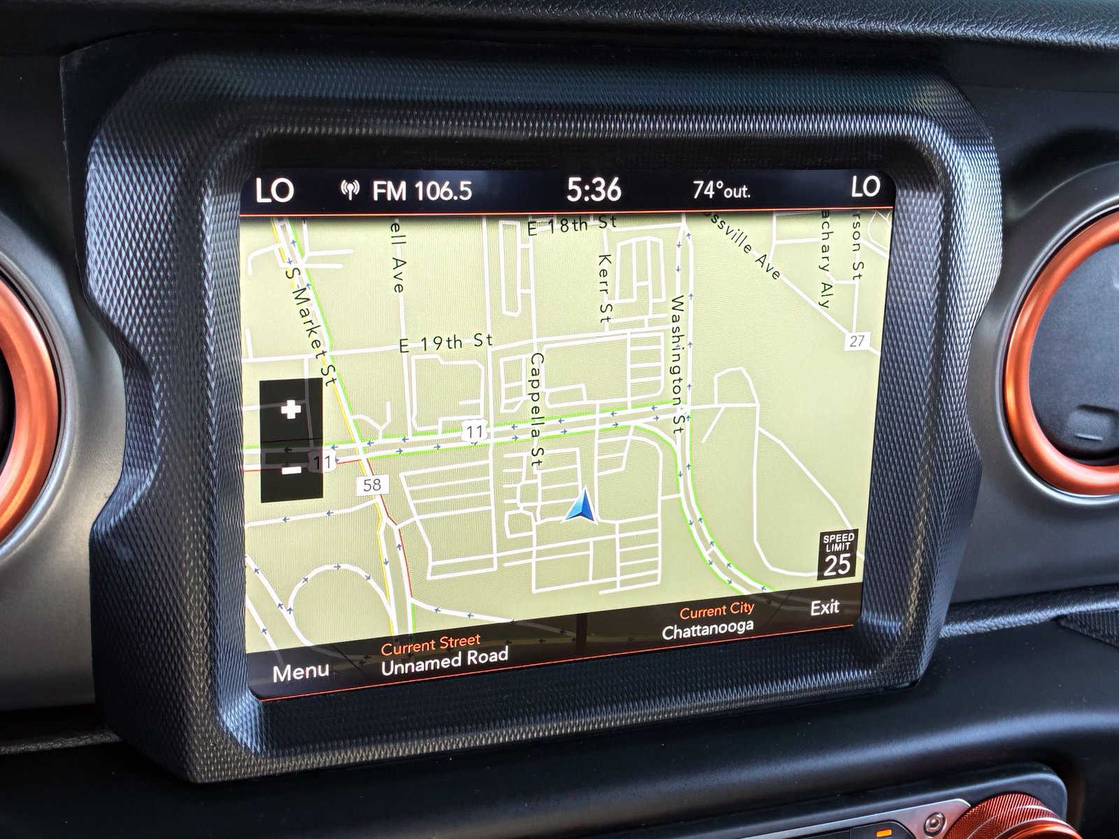 Used 2023 Jeep Gladiator Sport AWD/4WD image 19