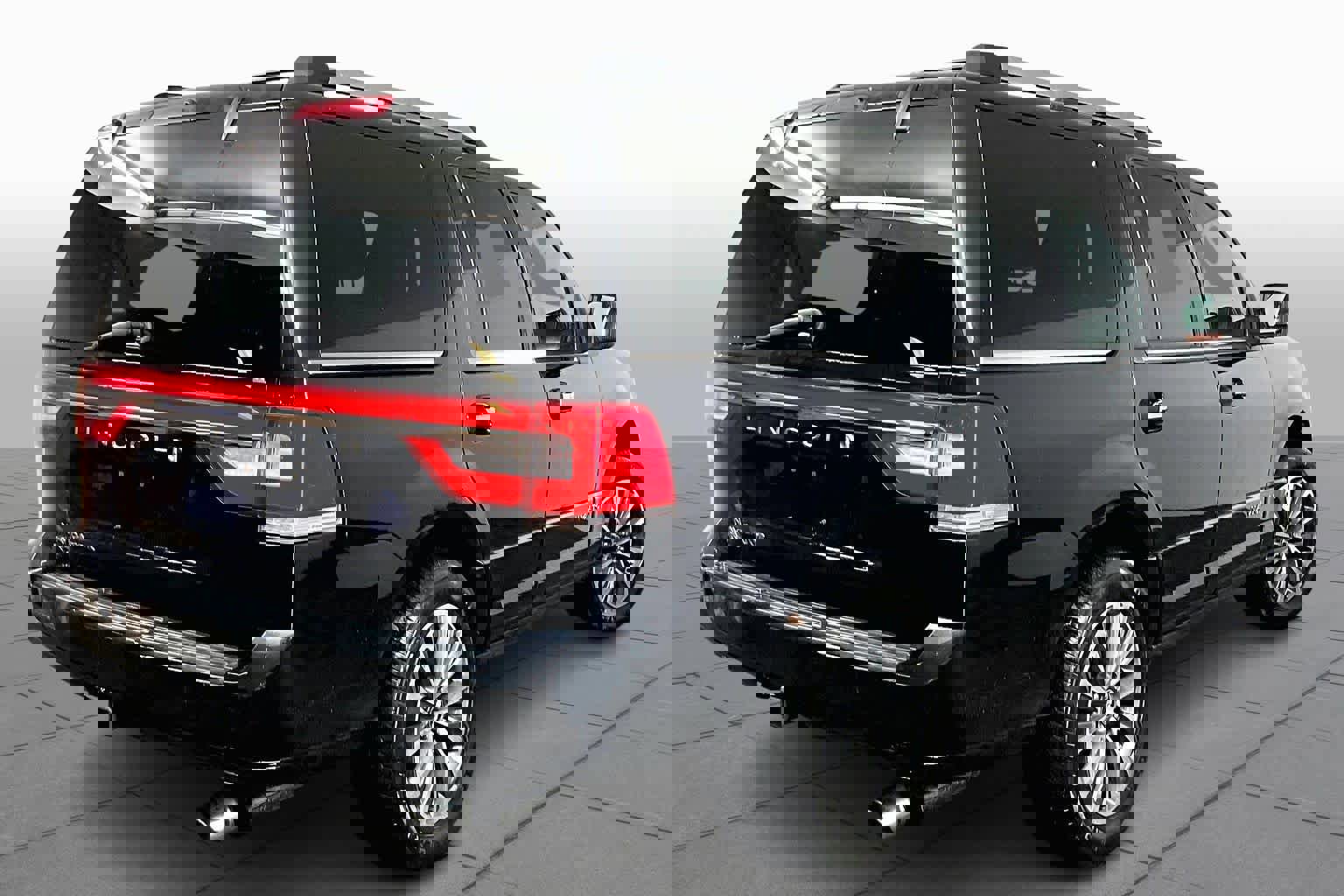 Used 2017 Lincoln Navigator Select image 13