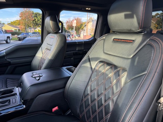 Used 2019 Ford F150 Lariat w/ Equipment Group 502A Luxury AWD/4WD image 5