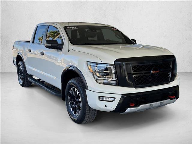 Used 2020 Nissan Titan PRO-4X w/ Pro-4x Convenience Package image 5