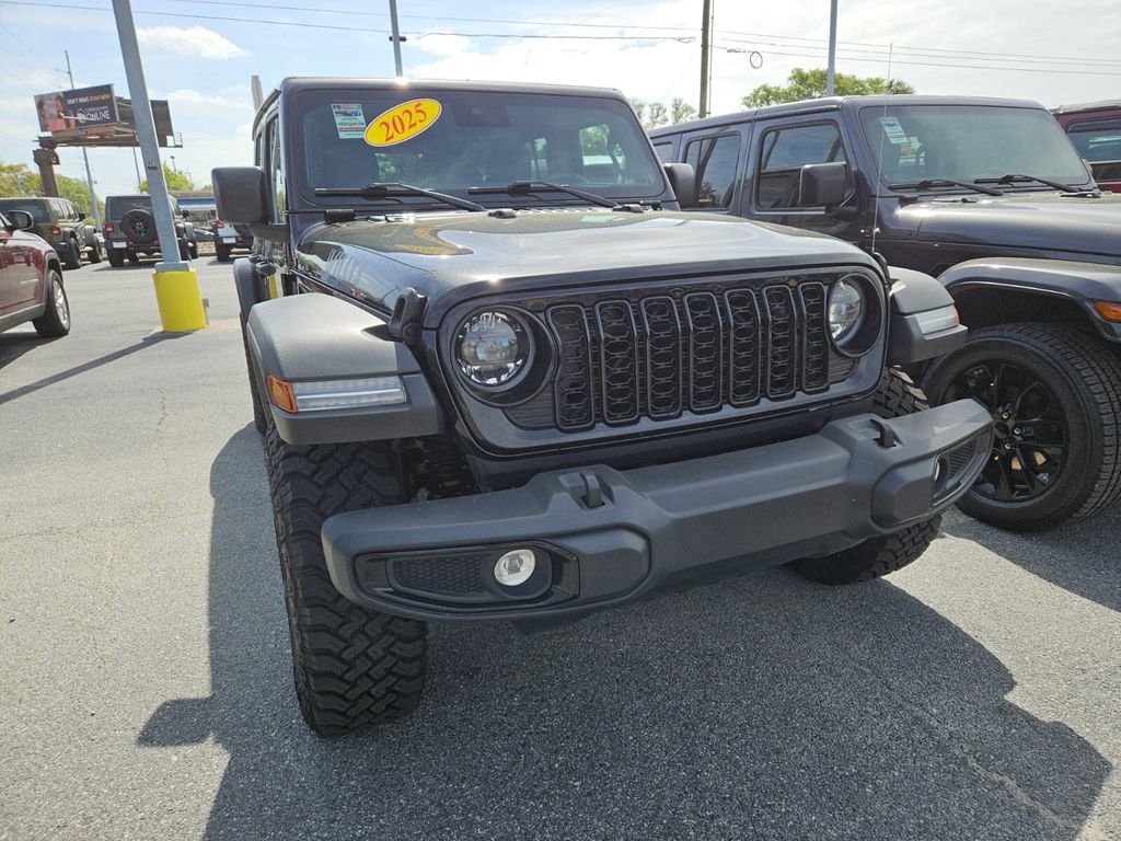 Used 2025 Jeep Wrangler Willys image 4
